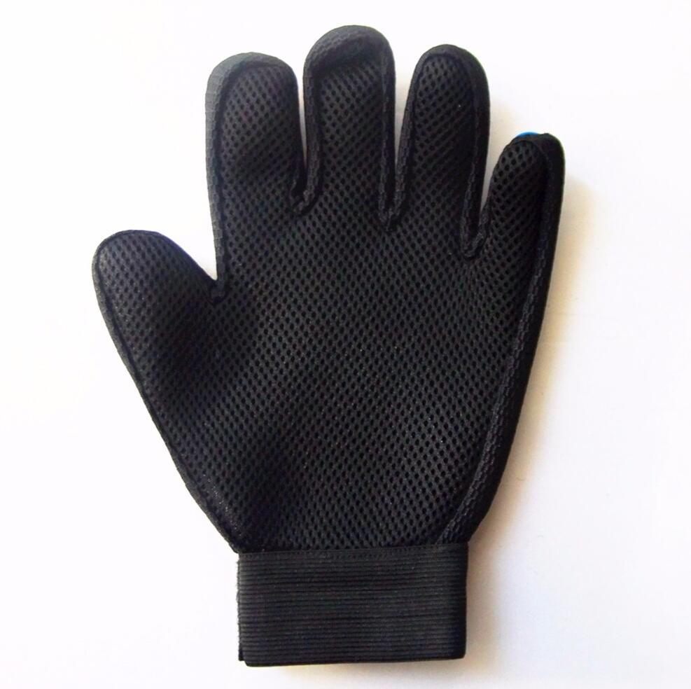 Fur-Grabber Grooming Glove