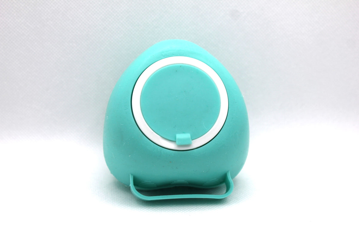 Bubble-Bath Grooming Brush